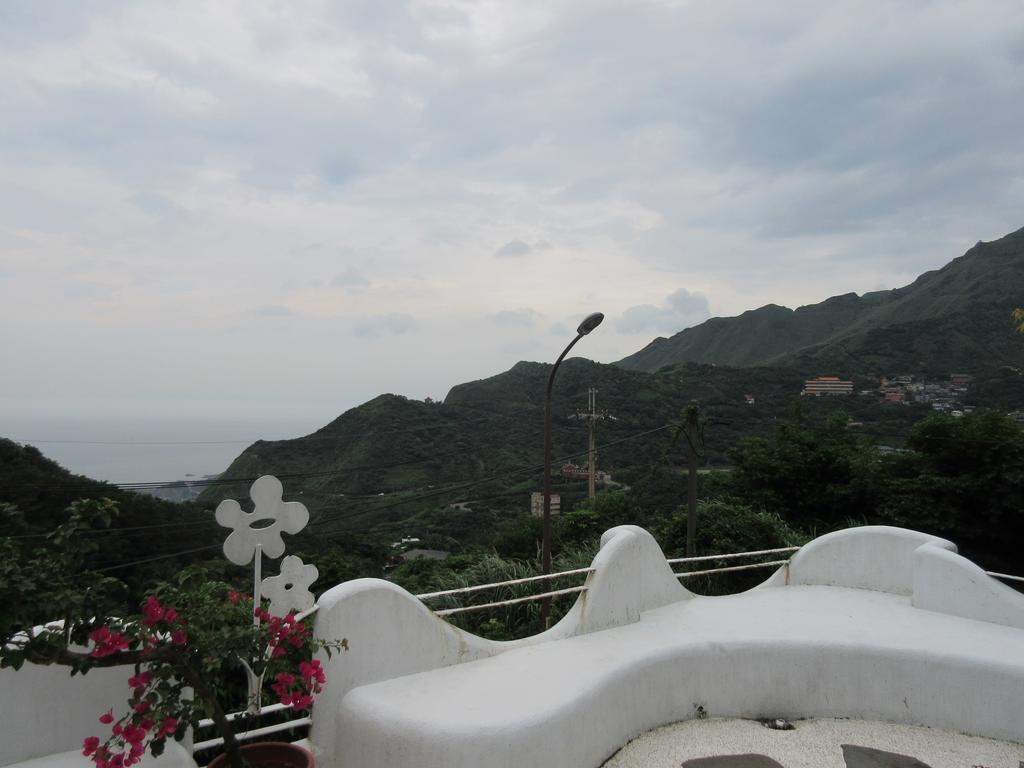 Bed and Breakfast 金石新月光 Цзюфень Екстер'єр фото
