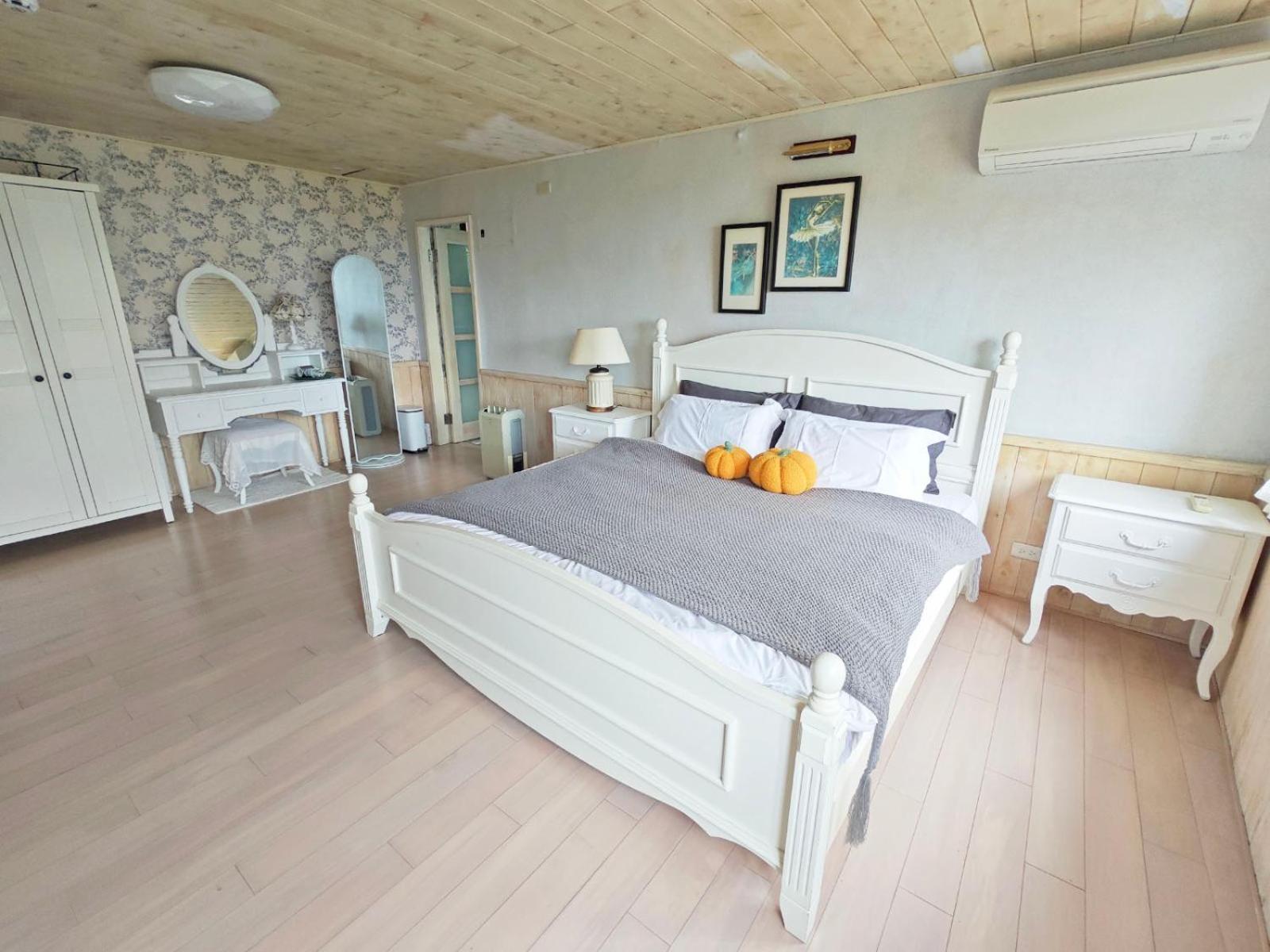 Bed and Breakfast 金石新月光 Цзюфень Екстер'єр фото